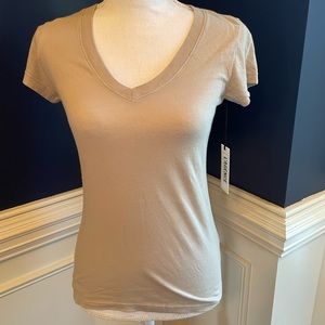 L’AGENCE Becca Tee - Size S - NWT